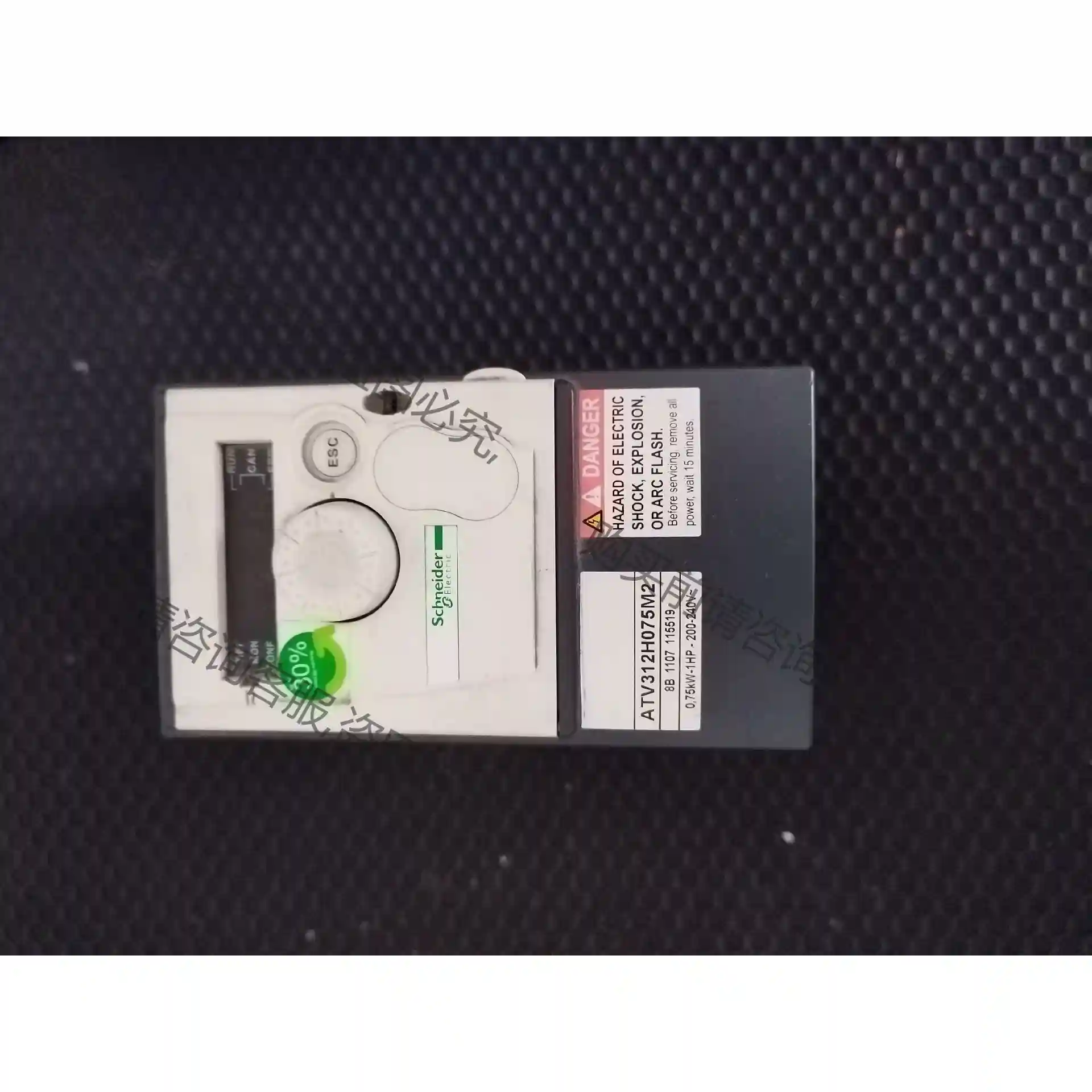 ATV312H075M2原装拆机施耐de变频器0.75KW 2 议价再拍 拆机件