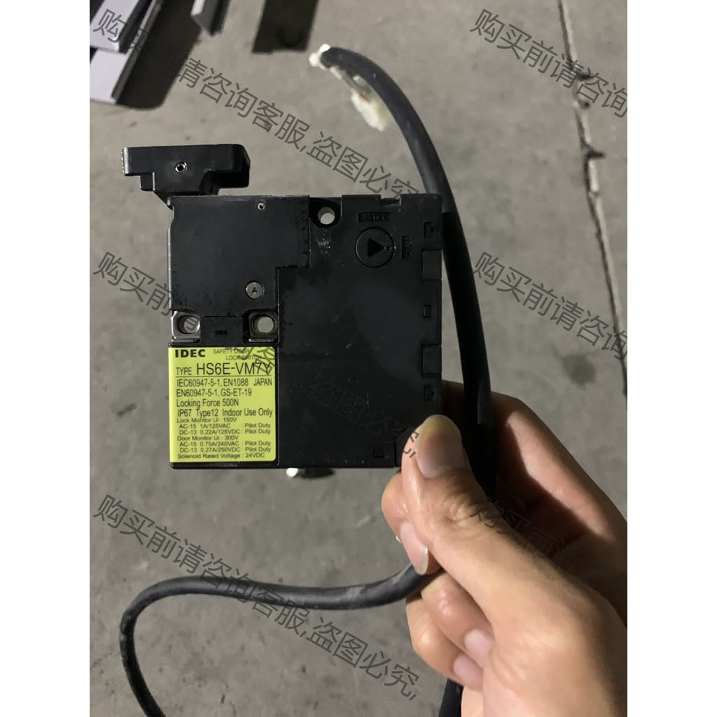 功能正常议价 IDEC 和泉安全门开关 HS6E-VM7Y 限位开关 原装