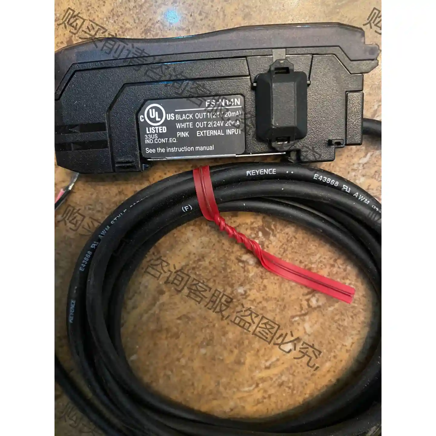 原装基恩士FS-N14N 光纤放大器，库存全新，无包装盒。2 议价再拍