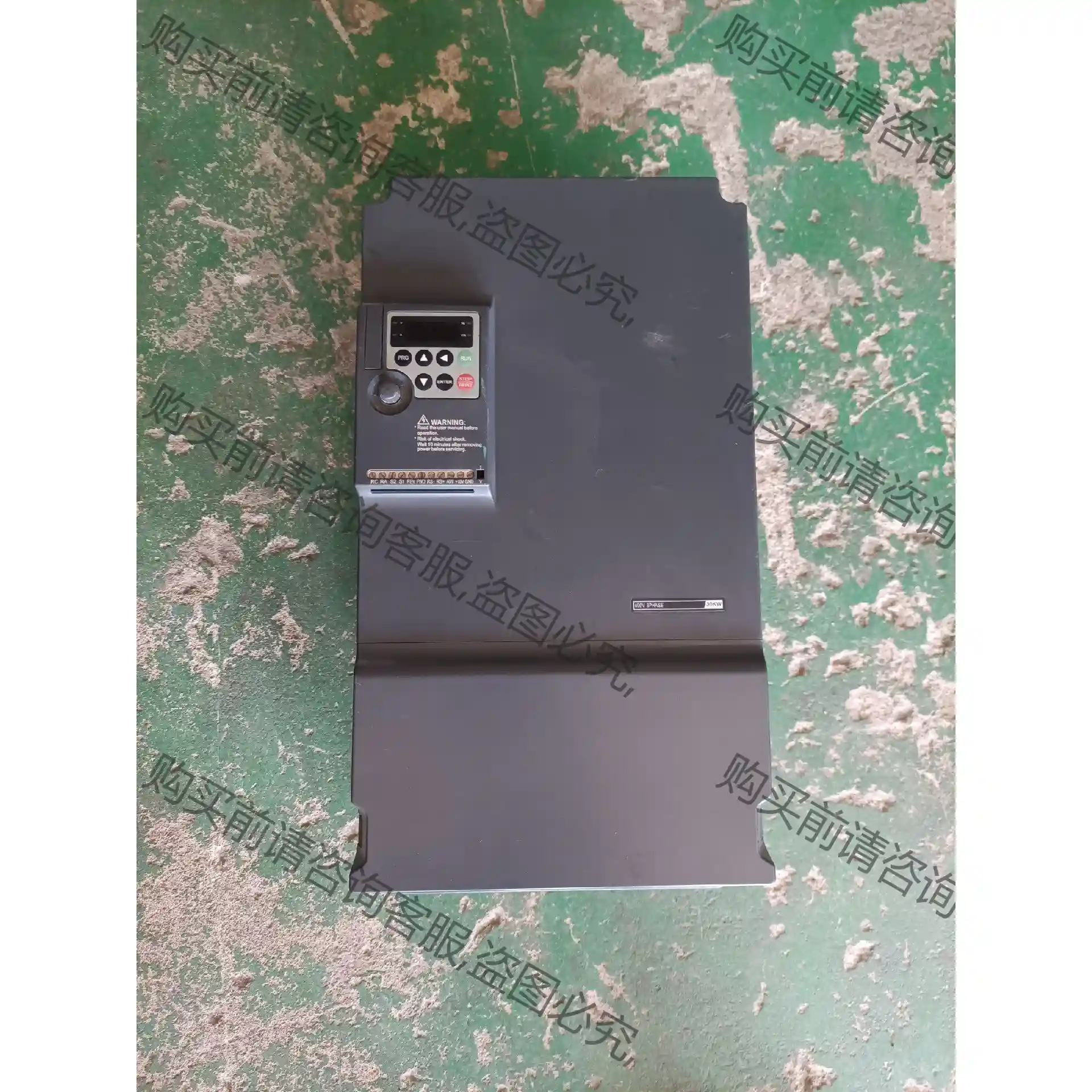 众辰NZ200-30GY-4变频器，原装拆机二手，通电正常， 议价再拍 拆