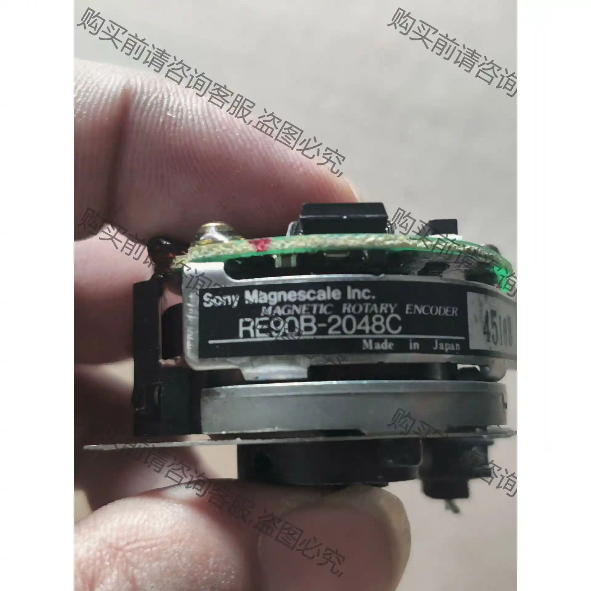 安川编码器RE90B-2048C拆机的二手成色bu错如图所示， 议价再拍
