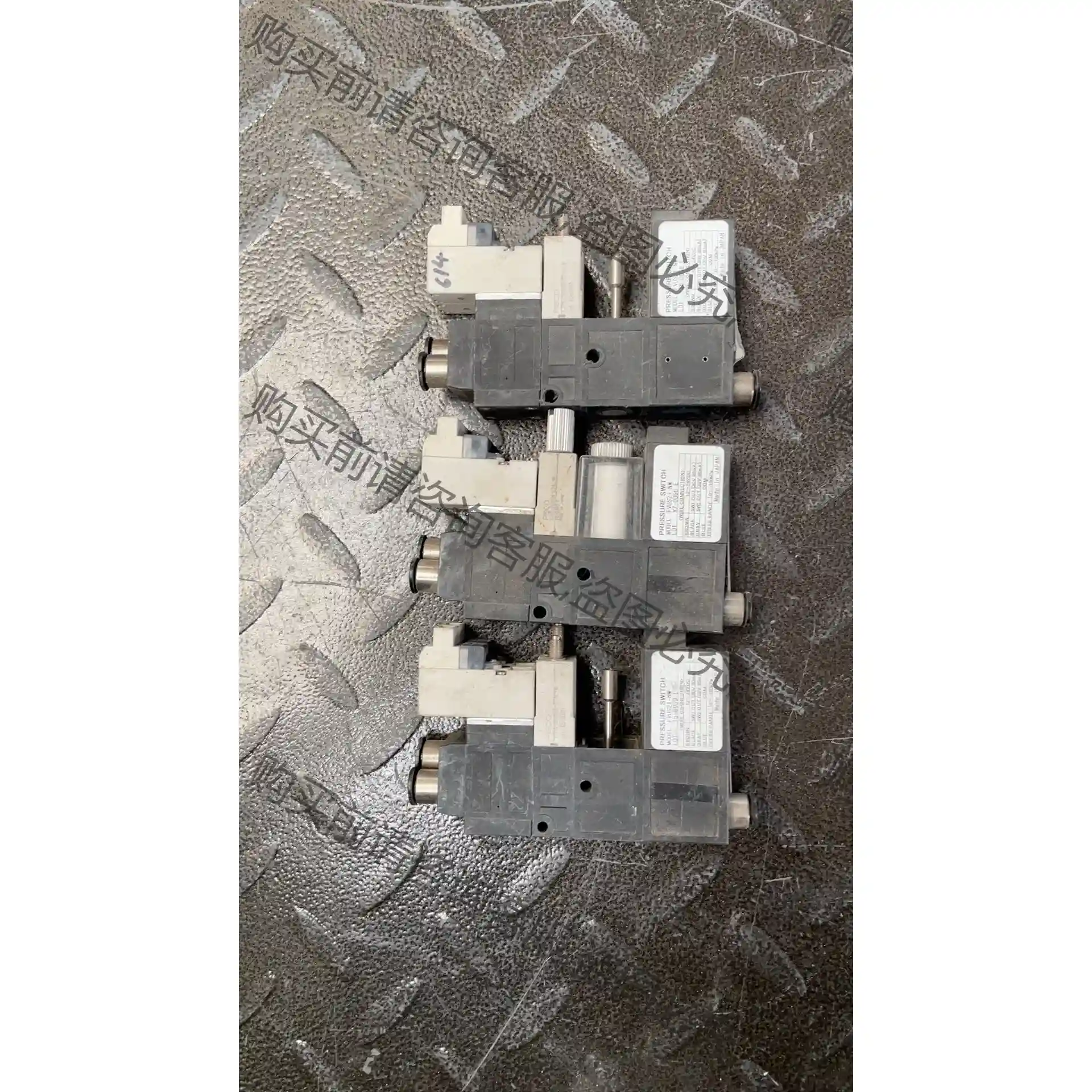 日本PRESSURE SWITCH FVUS21-NW 议价 议价再拍 拆机件