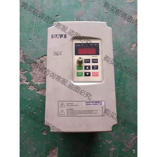 三晶V004G3/V5R5P3变频器，原装无拆无修，测试通电 议价再拍 拆