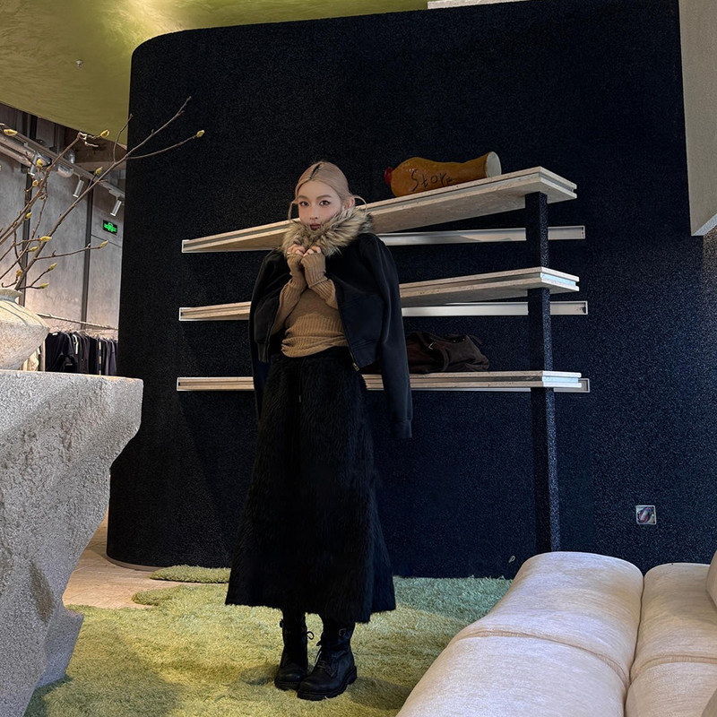 mskin6高腰A字黑色显瘦腰头拼接毛绒鱼尾裙法式复古长款半身裙女