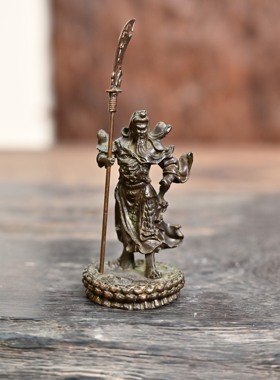 日本回流铜关公立刀像摆件