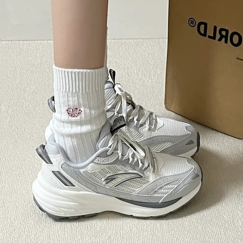 安踏AT957丨复古跑步鞋女夏季新款革网拼接潮流老爹鞋休闲运动鞋