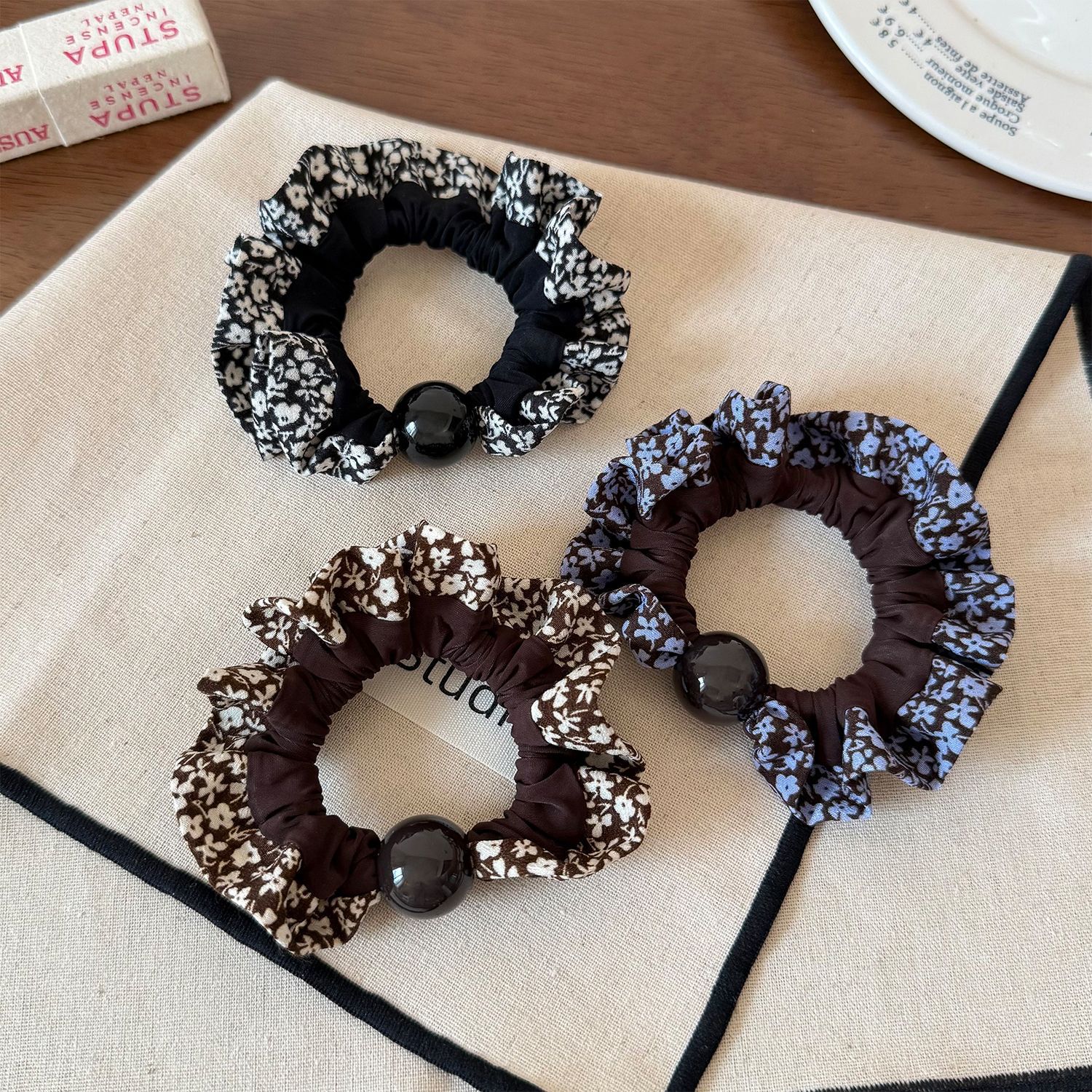公主殿下百搭碎花布艺褶皱发圈发绳高级感头绳新款头花发饰发带