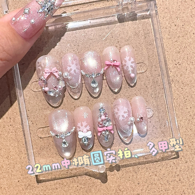 圣诞爆款手工穿戴甲猫眼显白美甲