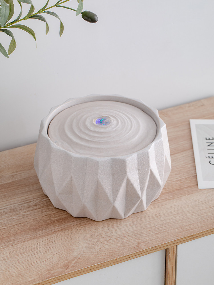 现代简约办公室书房桌面陶瓷流水摆件循环水景装饰治愈系解压礼物