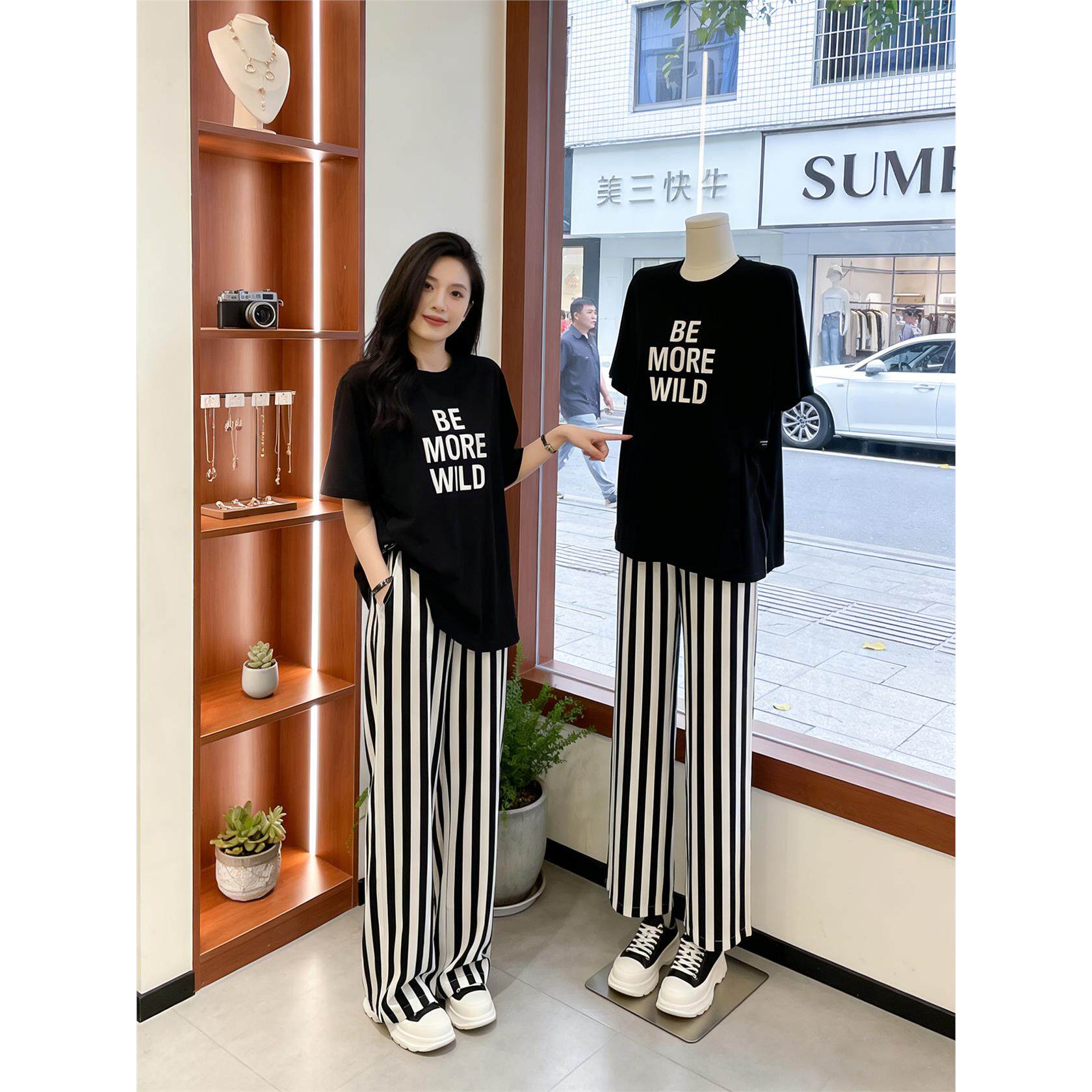 盐系休闲运动套装女夏港风洋气炸街不规则T恤竖条纹阔腿裤两件套