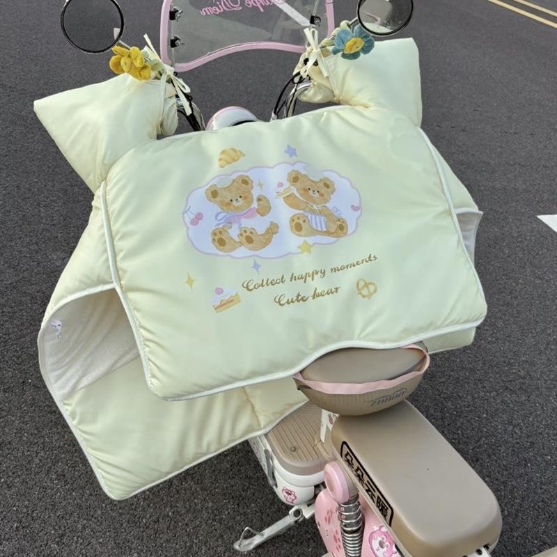 卡通电动车挡风被冬加厚防寒爱玛雅迪通用冬季加绒御寒护腿防厂家