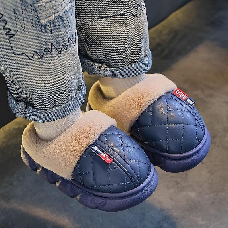 秋冬季儿童棉拖鞋男女童保暖加绒PU皮防水居家中大童小孩包跟厂家