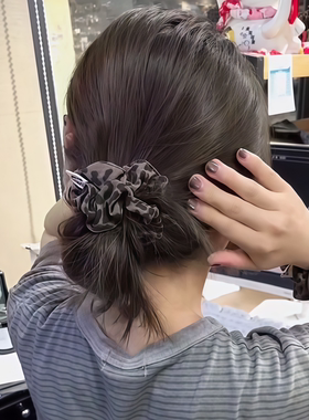 复古豹纹大肠发圈小版发量少丸子头发绳韩国新款马尾扎发小众头绳