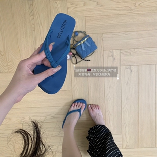 人字拖孔雀蓝色绝美不累脚沙滩鞋女生夏季旅游度假厚底防滑夹趾鞋