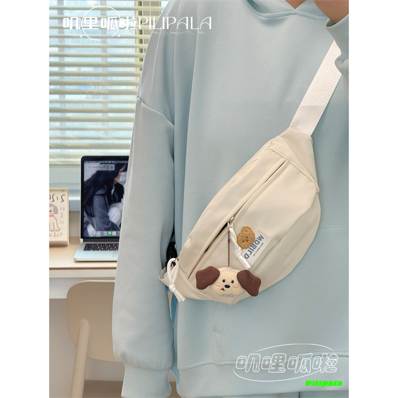 日系ins风小熊百搭胸包女初中高中大学生休闲小包轻便斜挎包腰包