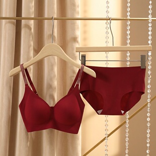 2026新款红色内衣女小胸聚拢显大本命年文胸罩无痕无钢圈文胸套装