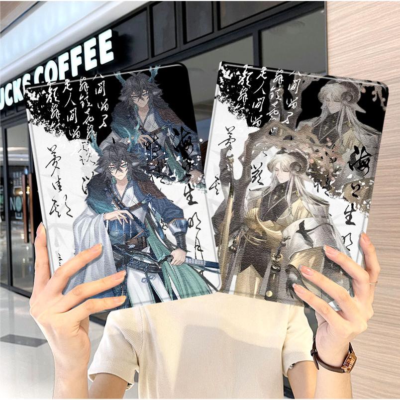 内壳软硅胶材质。舒适手感，四角防摔。