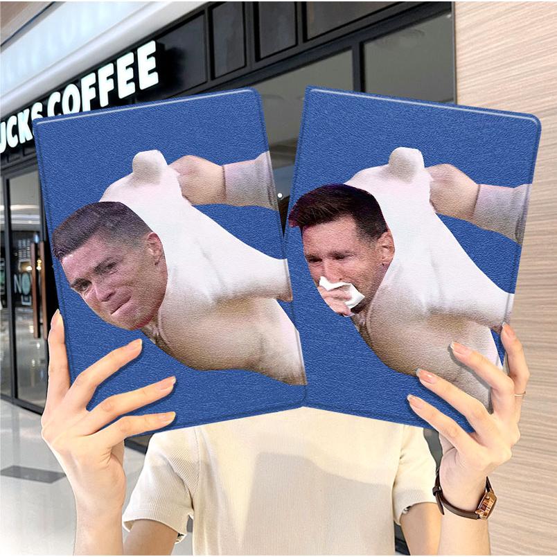 内壳软硅胶材质。舒适手感，四角防摔。