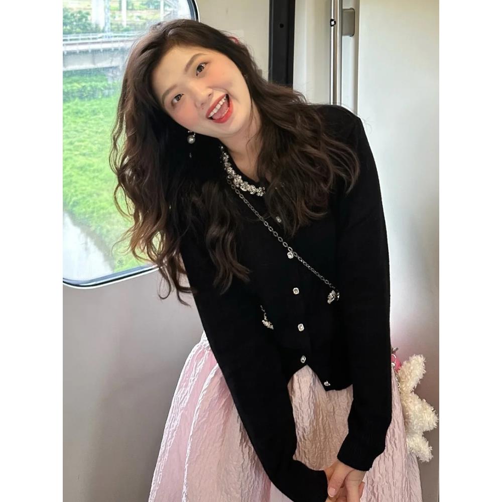 JOYIASS黑色镶钻针织开衫女早秋新款巨好看小香风富家千金气质轻