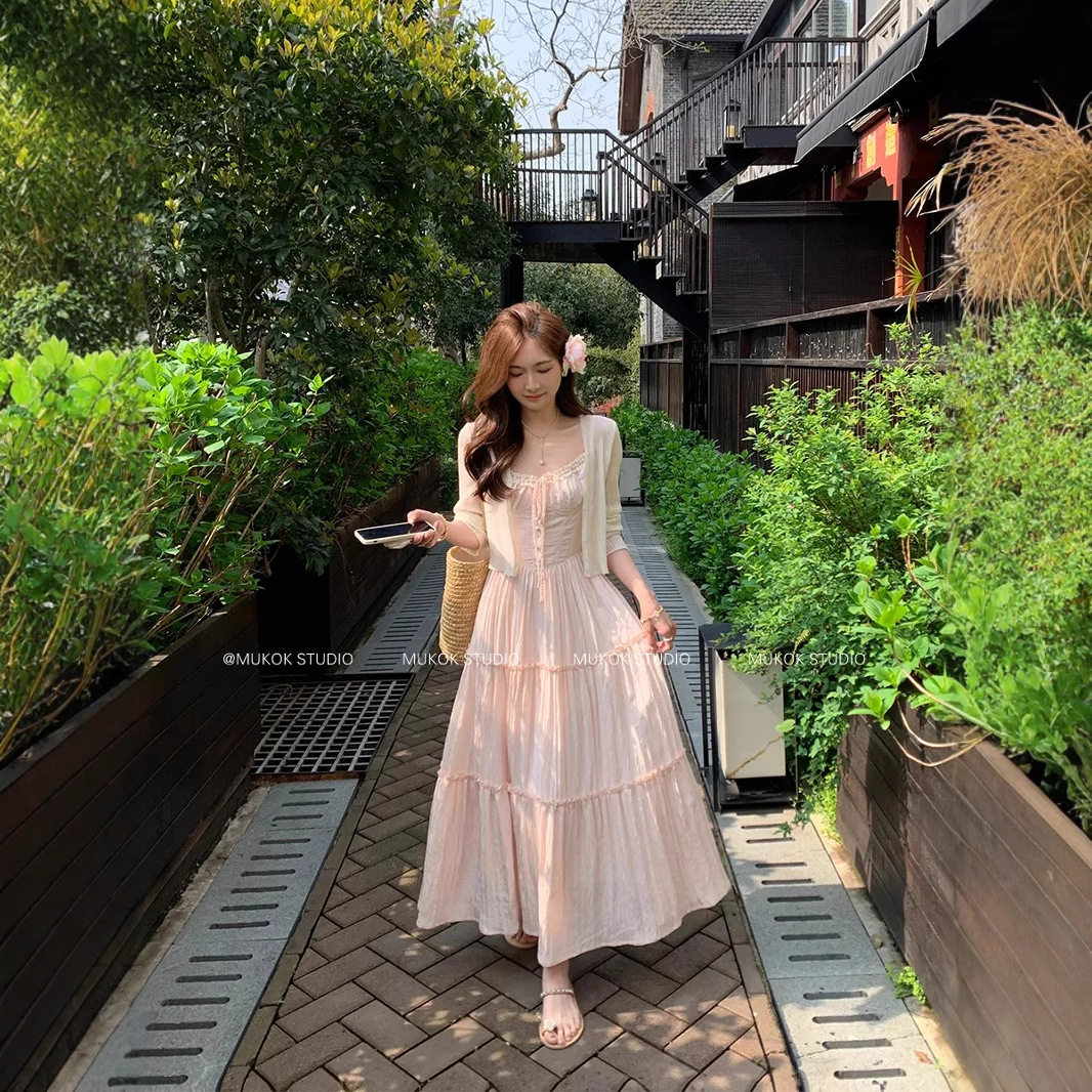 法式浪漫蕾丝拼接粉色吊带连衣裙女2025夏季新款防晒开衫两件套装