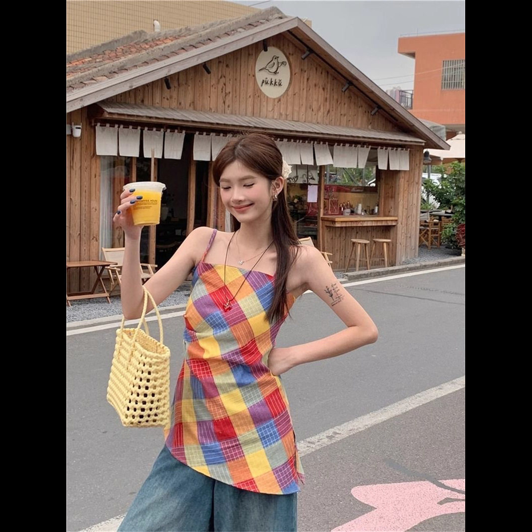多巴胺彩色格子吊带背心女2026夏季新款设计感不规则别致无袖上衣