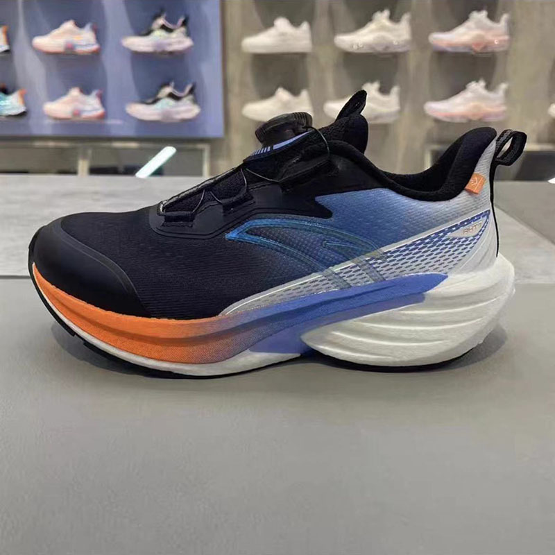 安踏儿童火箭防滑耐磨运动跑鞋