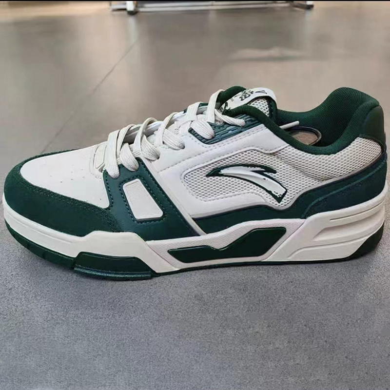 安踏烈焰5男款休闲运动鞋