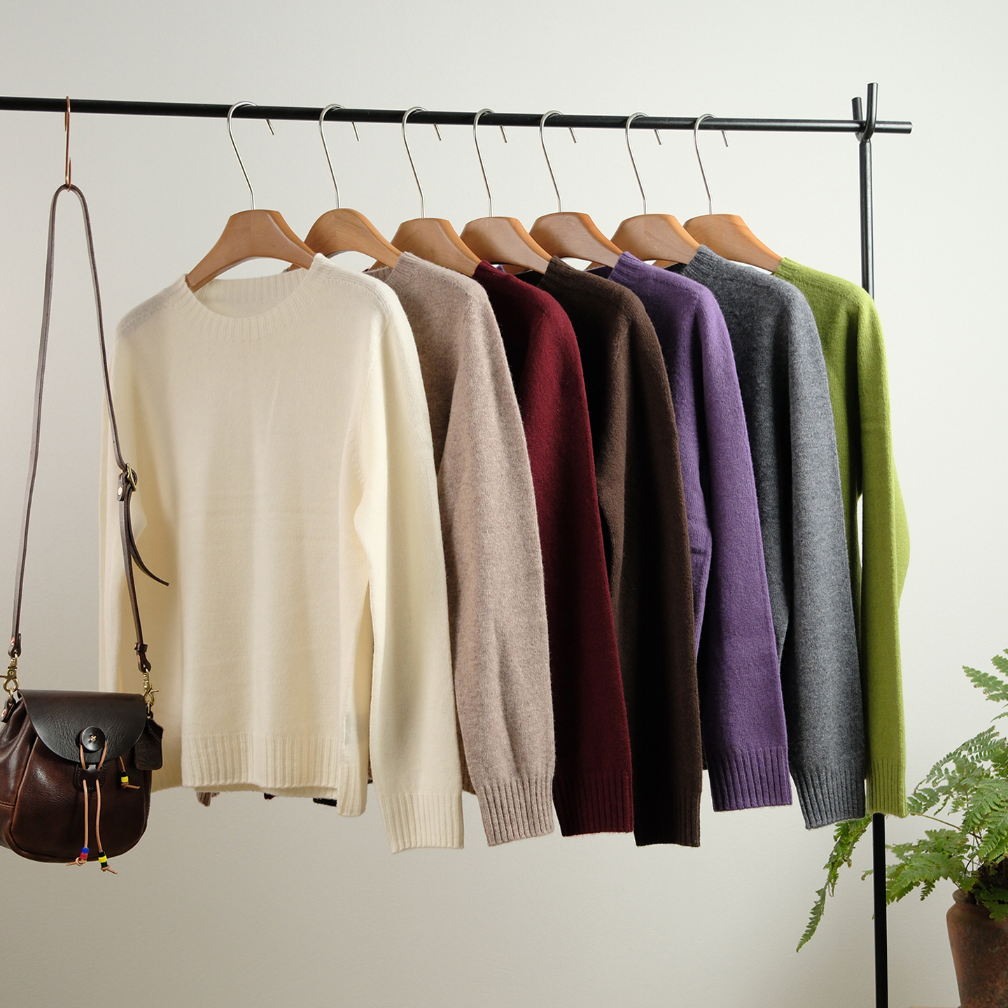 秋冬亲肤舒适羊毛针织打底衫