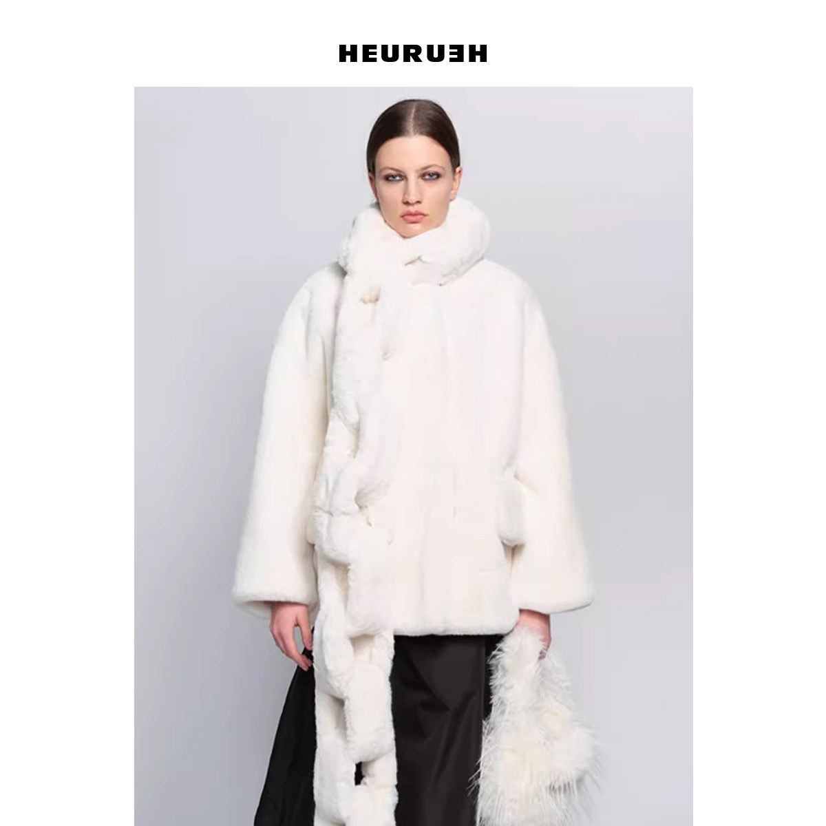 Heurueh仿水貂毛短款大衣