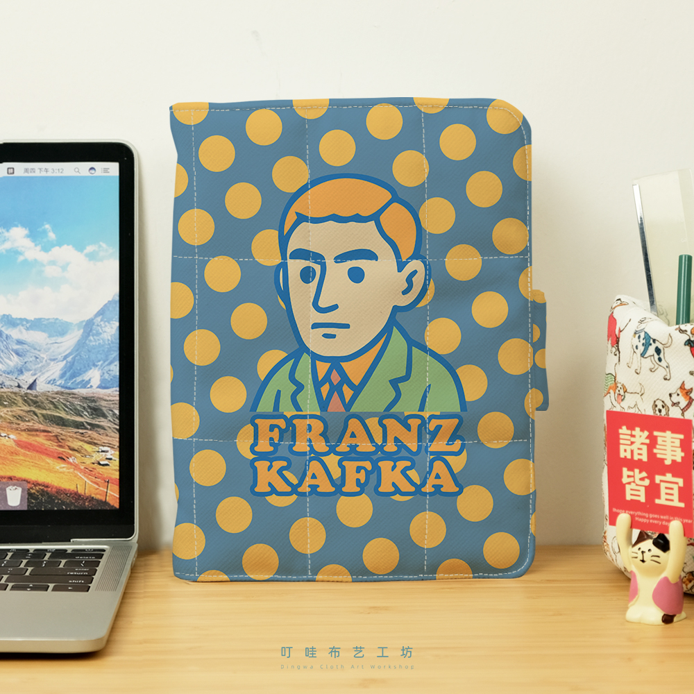 叮哇文学家卡夫卡布艺手帐本