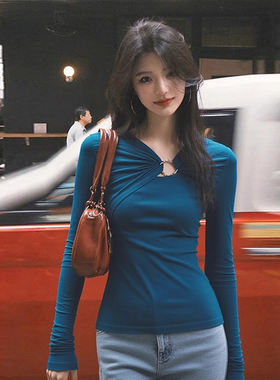 ROUMIKL优雅风蓝色圆环长袖T恤女早秋季新款小众不撞款紧身显身材