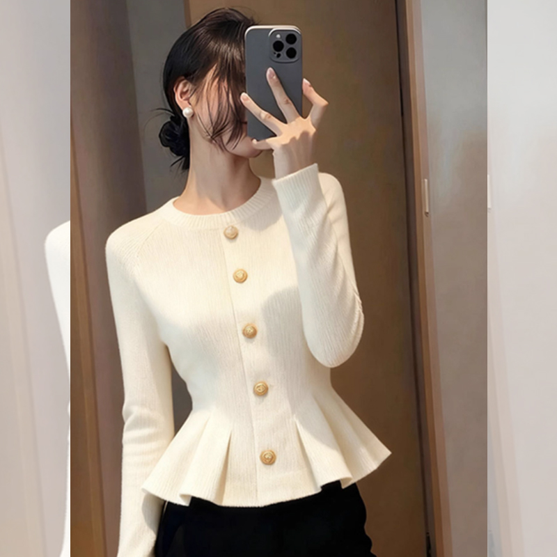 JOYIASS端庄大气多纽扣荷叶边针织衫女秋季新款今年流行漂亮绝美
