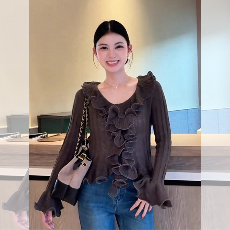 ROUMIKL法式V领木耳边喇叭袖针织衫女早秋新款超好看独特绝美薄款