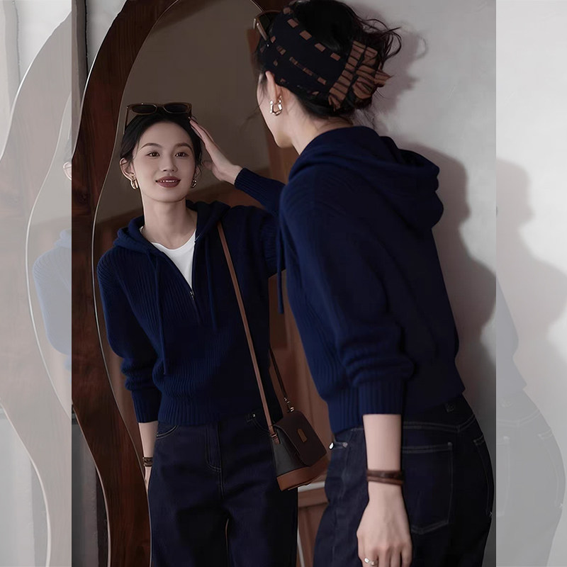 ROUMIKL藏蓝色连帽半拉链抽绳毛衣女秋季新款小个子休闲通勤短款
