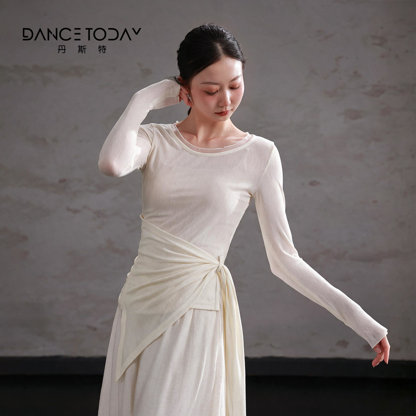 DanceToday现代舞服装长袖收腰飘带上衣设计感绝美白色舞蹈练功服