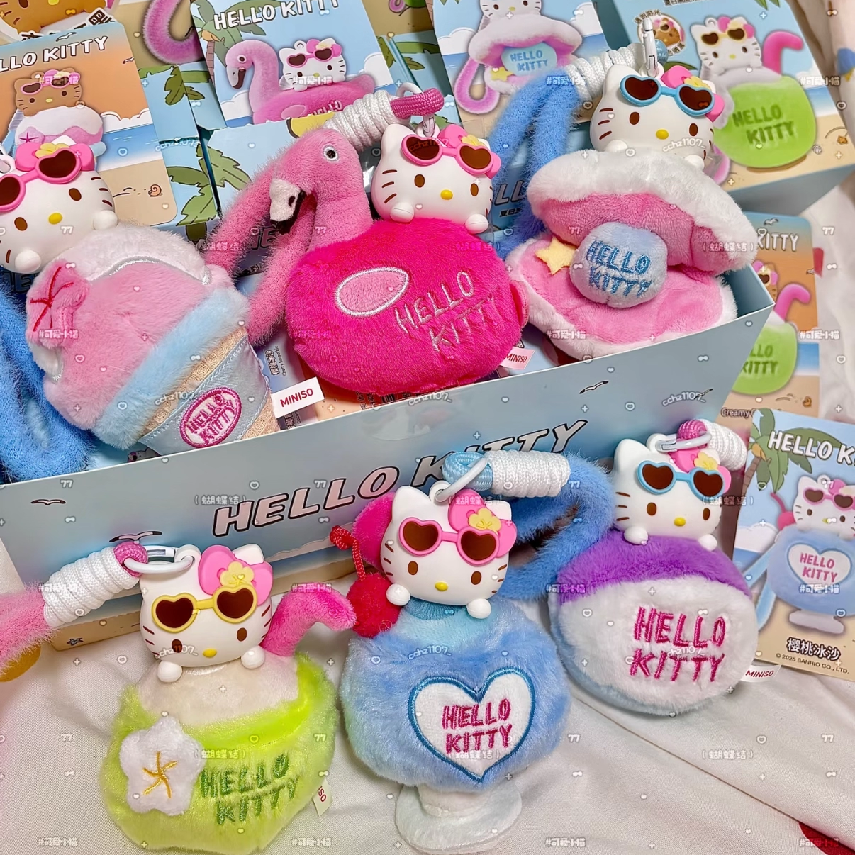 名创优品hellokitty夏日黑皮系列