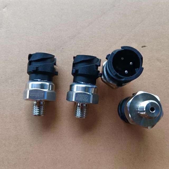原厂三一重工储气筒气压传感器C8混凝土搅拌罐泵车配件压力感应塞