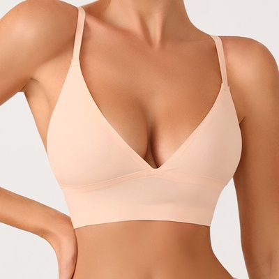 Varsbaby 无痕内衣女小胸聚拢收副乳防下垂无钢圈文胸罩2021新款