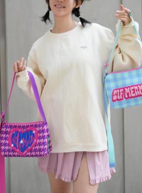 SIF商店新款秋冬飞编织立体刺绣字母撞色千鸟格斜挎单肩女包