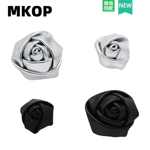 Mkop洞洞鞋配饰皮质玫瑰立体鞋花