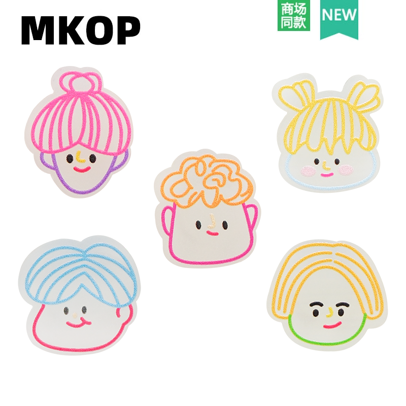 Mkop洞洞鞋配饰夜光小人头像鞋花