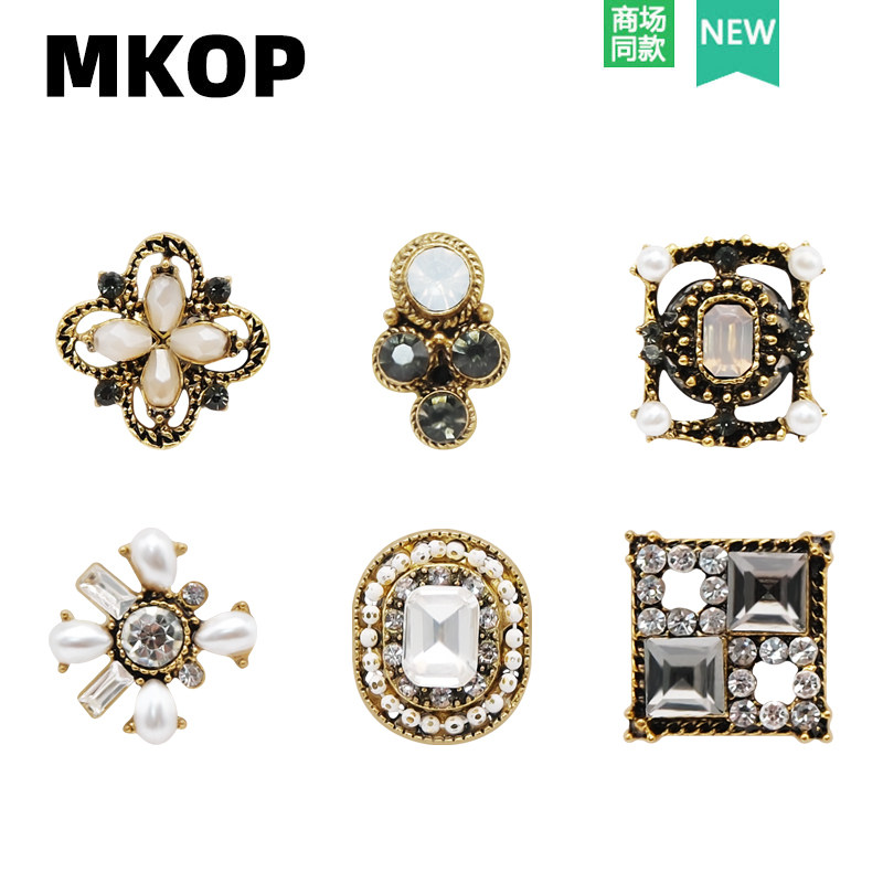 Mkop洞洞鞋配饰金属复古珍珠鞋花图片