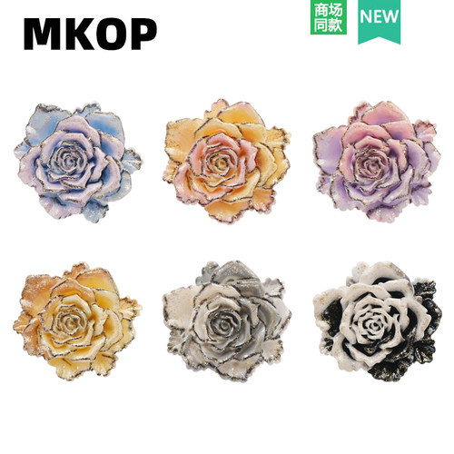 Mkop洞洞鞋配饰炫彩描边花朵鞋花