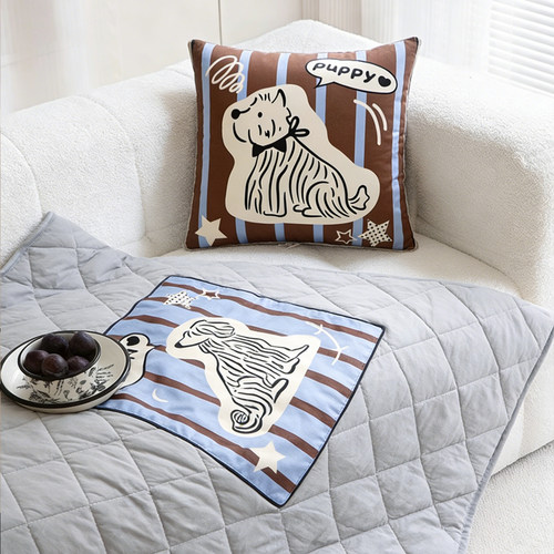 美拉德抱枕被子两用卡通小狗车载抱枕办公室午睡毯二合一空调被