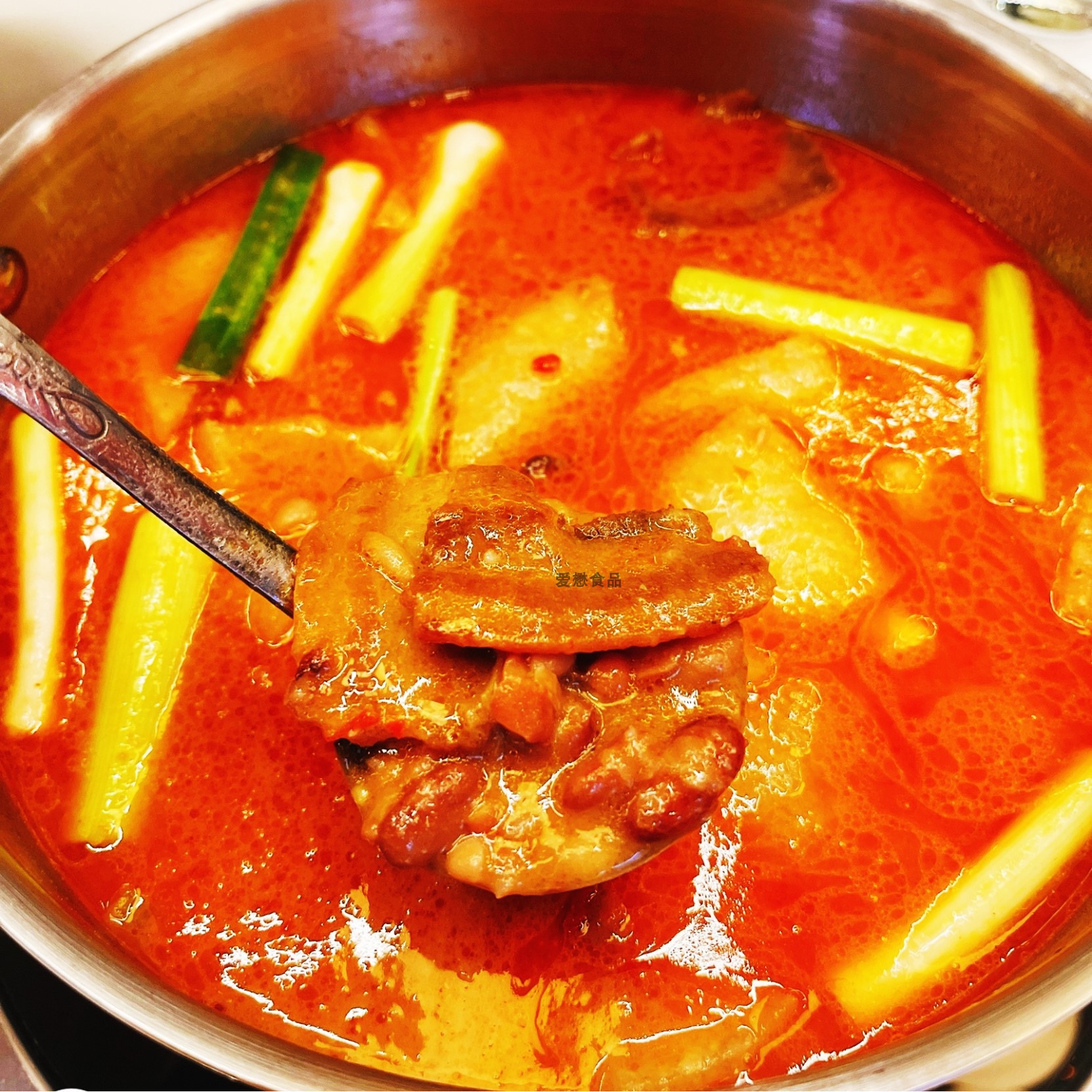 贵州酸汤豆米火锅 酸辣豆米底料速食配软哨腊肉片送煳辣椒面 爱懋