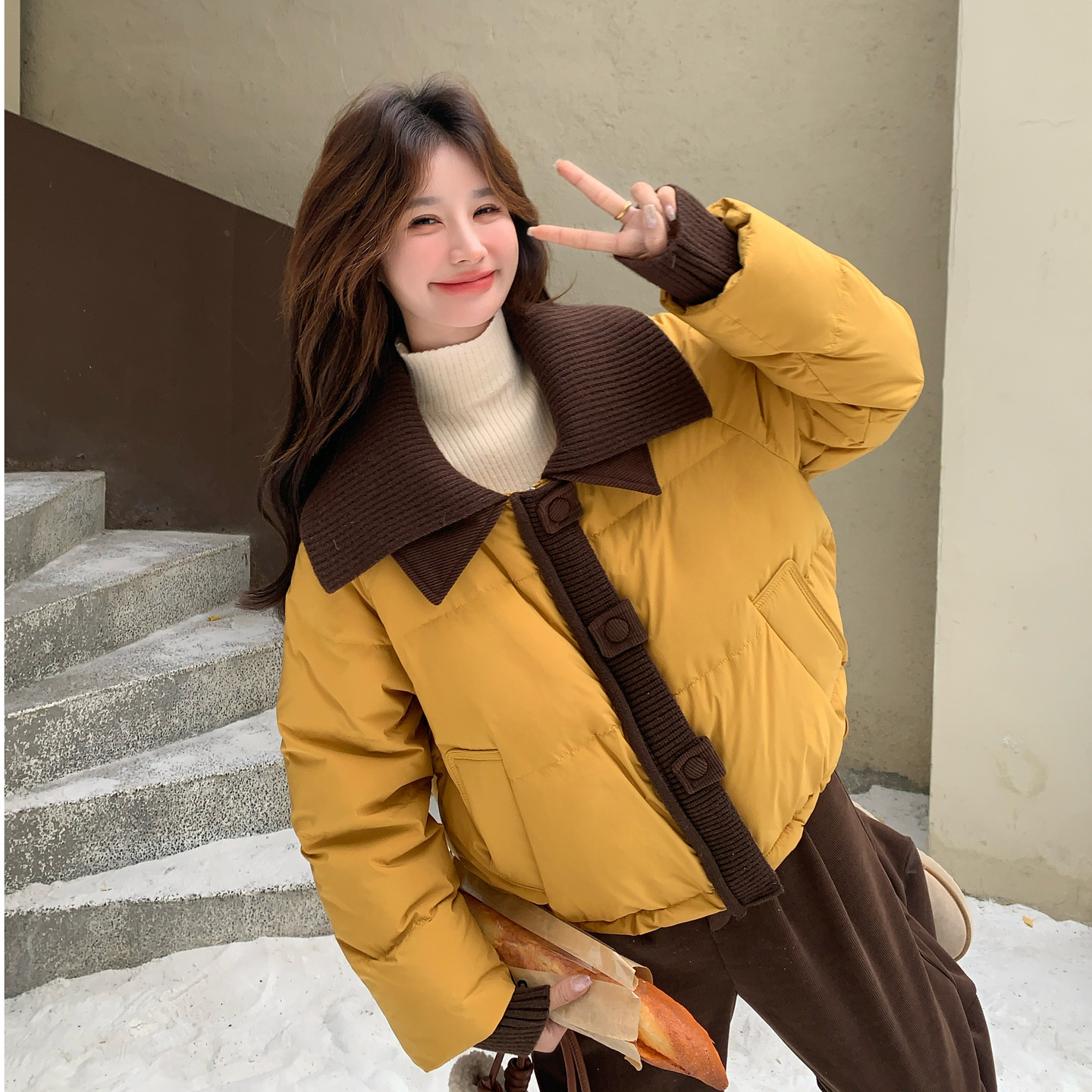 【有现货】【主推款】时尚针织拼接90羽绒服女短款8998-P295-K448，女装羽绒服，浙宝176（原073）