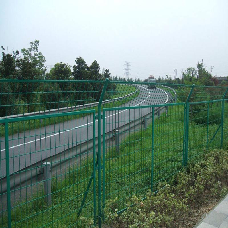 高速公路双边丝护栏网铁丝隔离网围栏围墙栅栏室外农场围栏防护网
