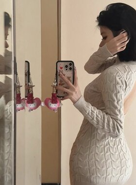 Jim Kenneth露背麻花半高领复古包臀连衣裙