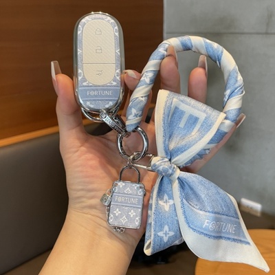 适用零跑t03钥匙套2025款c11领跑s01汽车遥控C01钥匙包保护壳扣女