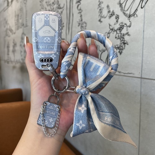 适用于奥迪A4L钥匙套Q5L汽车A5专用A6L A3 Q3 Q2L Q7 A8 A7L女扣